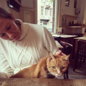 Meet your Posher, Catherine